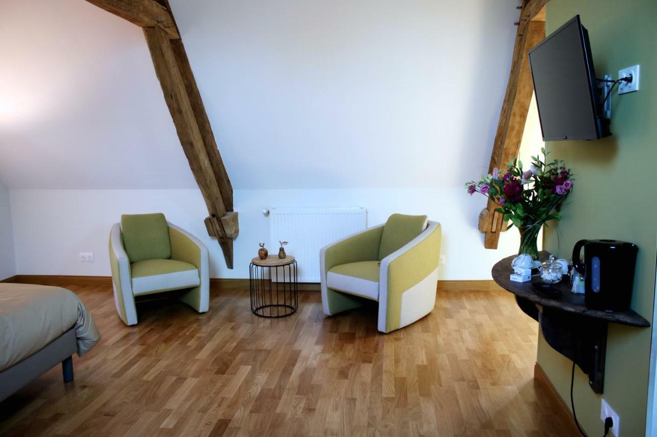 Jort Safraniere De La Venelle Du Moulin B&B 외부 사진