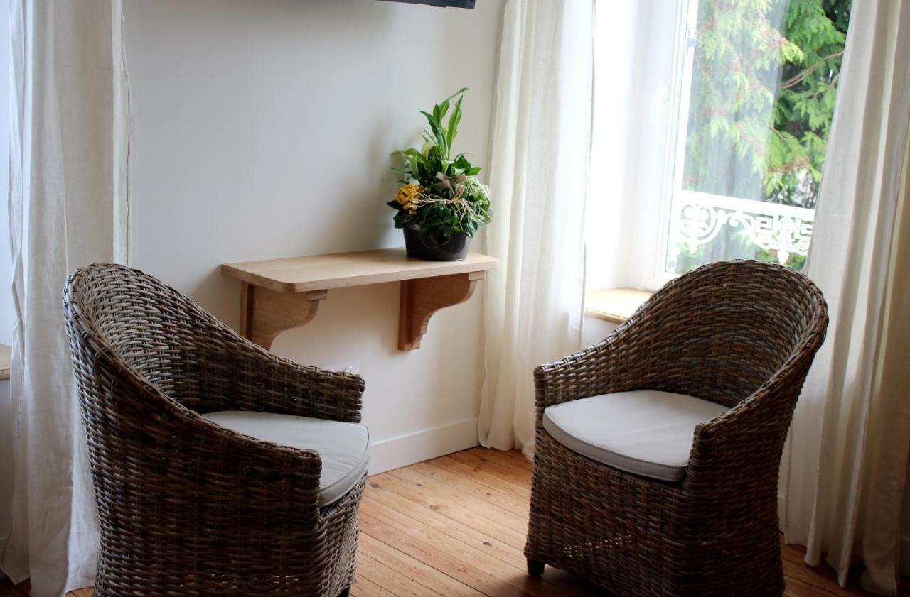 Jort Safraniere De La Venelle Du Moulin B&B 외부 사진