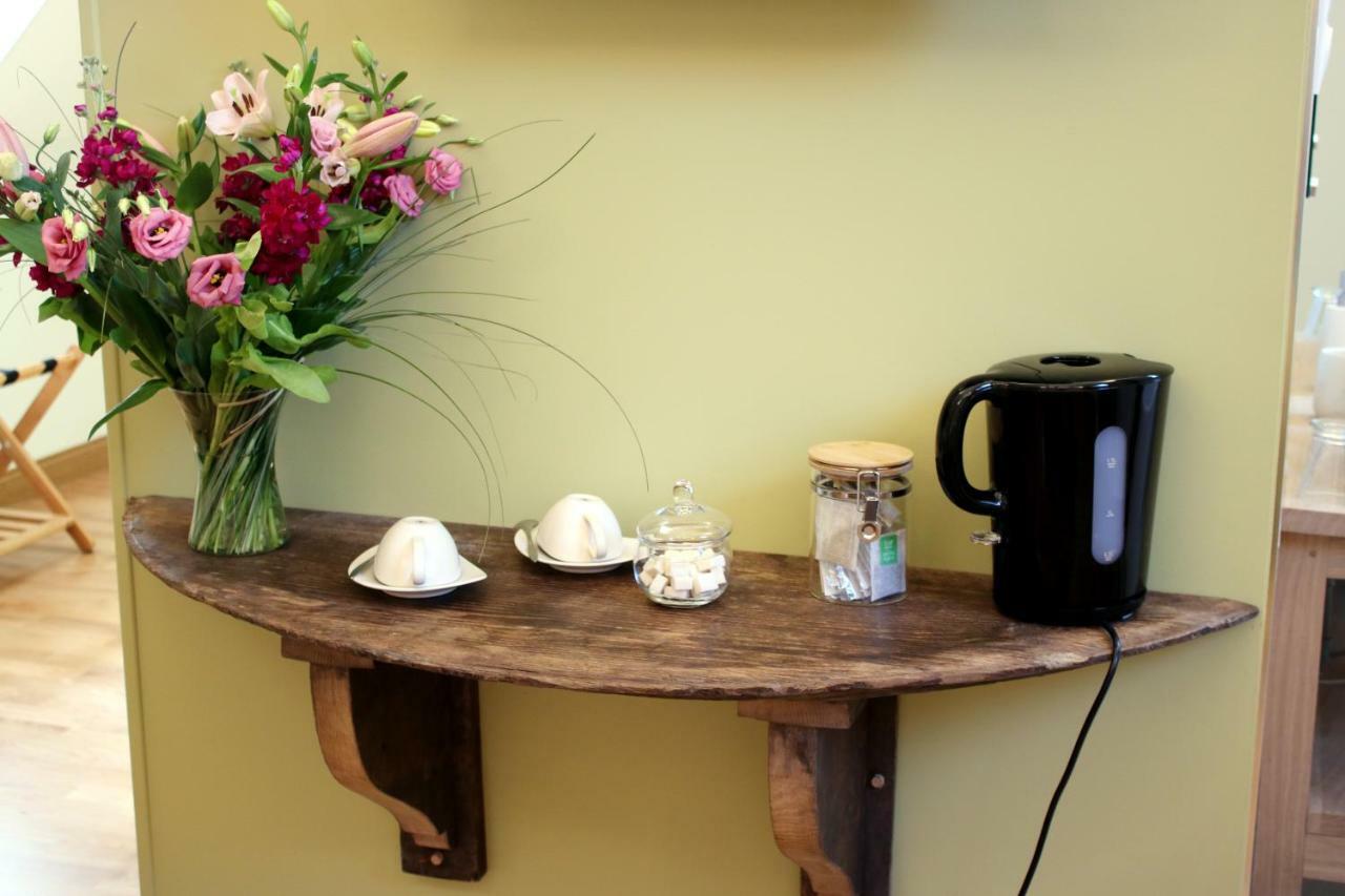 Jort Safraniere De La Venelle Du Moulin B&B 외부 사진